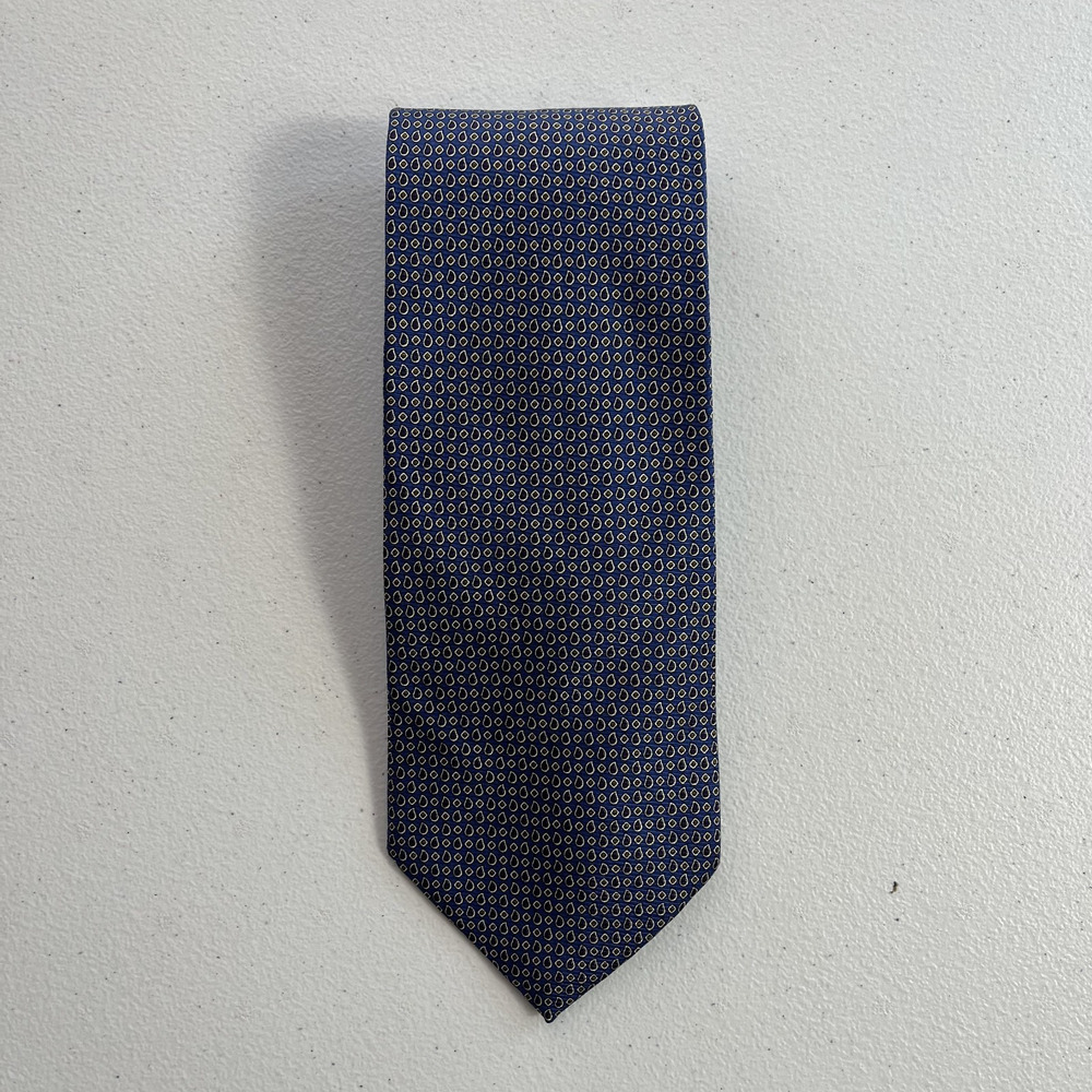 Brooks Brothers Makers Silk Necktie Hand Finished in USA Geometric Pattern Blue